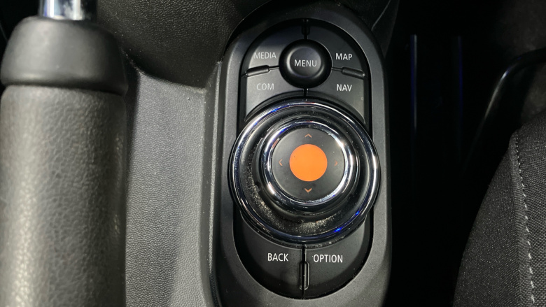 MINI Hatchback 2.0 Cooper S Sport II 3dr Auto Petrol Hatchback